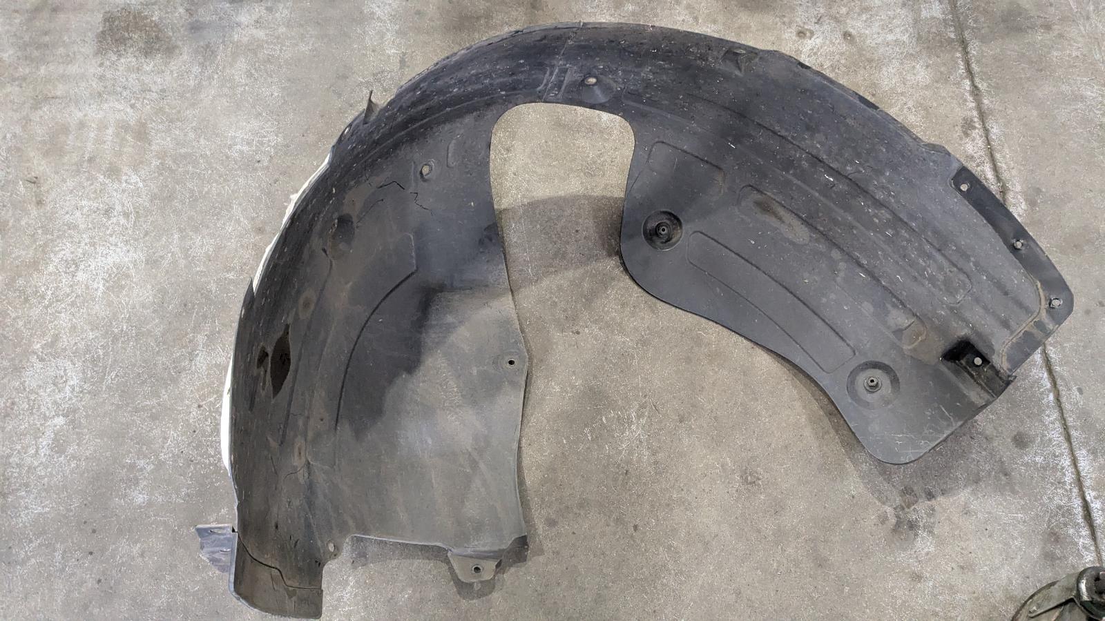 View Auto part Left Guard Liner Hyundai Santa Fe 2021