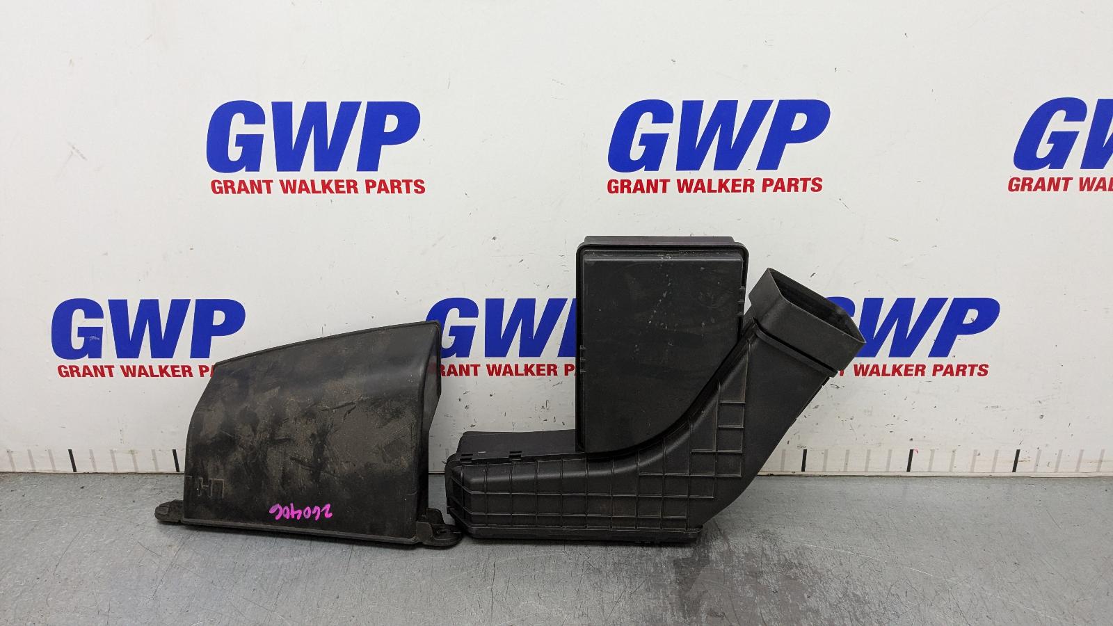 2021 Hyundai Santa Fe Air Cleaner Duct/Hos View Auto part Air Cleaner Duct/Hos Hyundai Santa Fe 2021