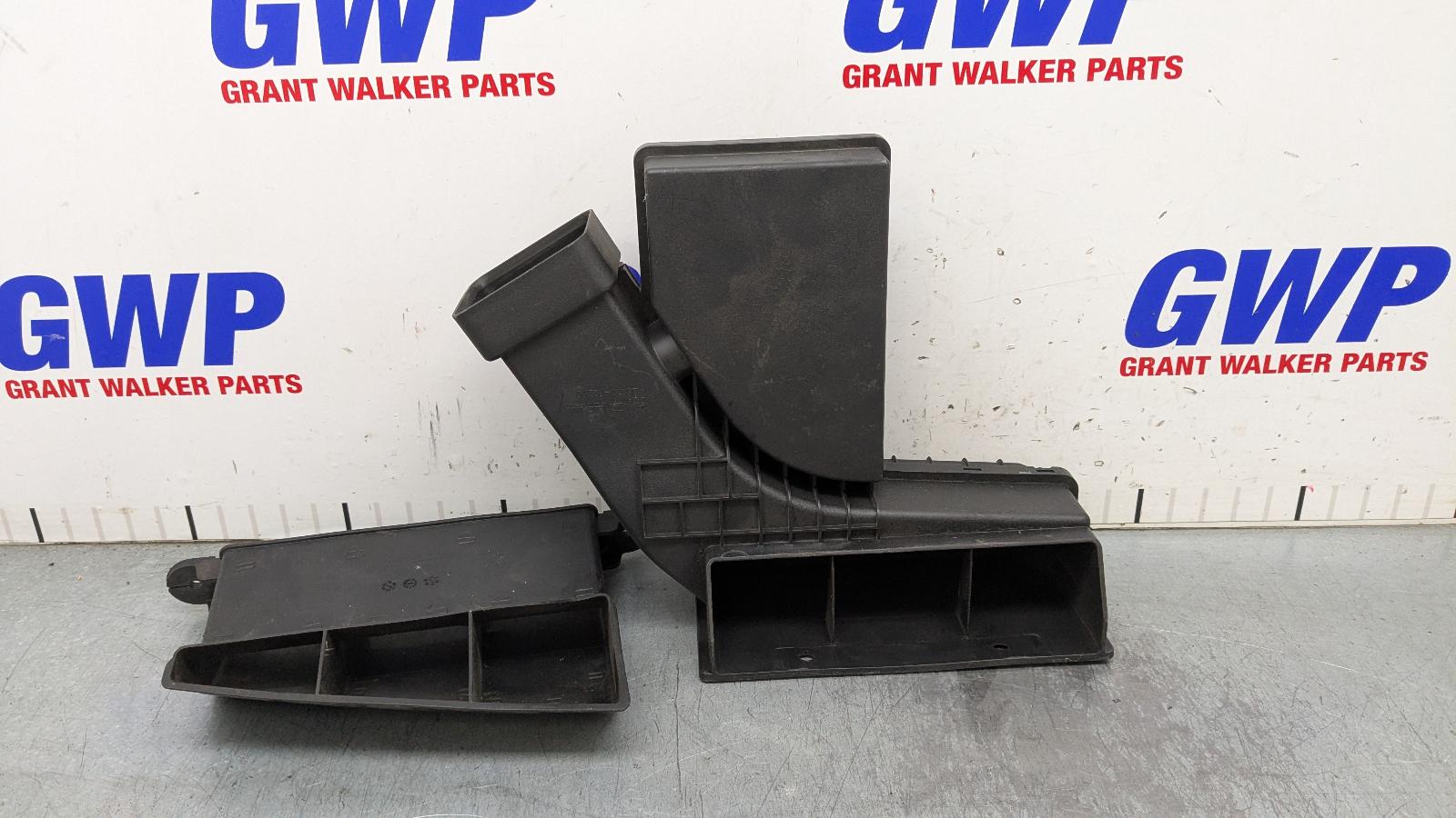 2021 Hyundai Santa Fe Air Cleaner Duct/Hos View Auto part Air Cleaner Duct/Hos Hyundai Santa Fe 2021
