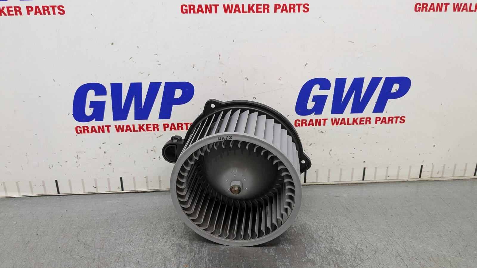 View Auto part Heater Fan Motor Kia Cerato 2021