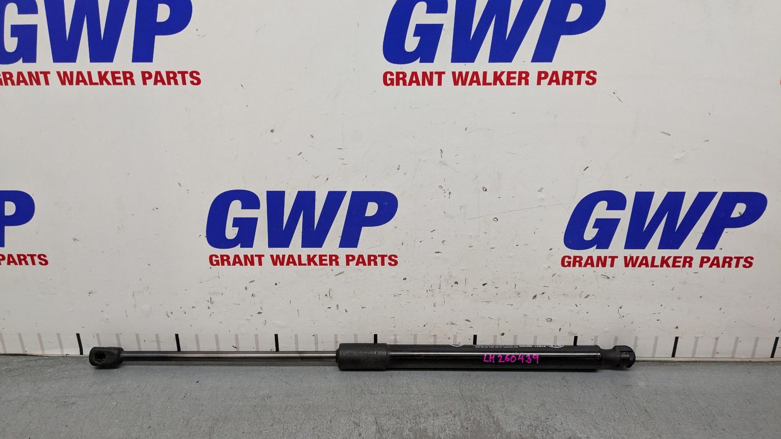 View Auto part Hatch Strut Kia Cerato 2021