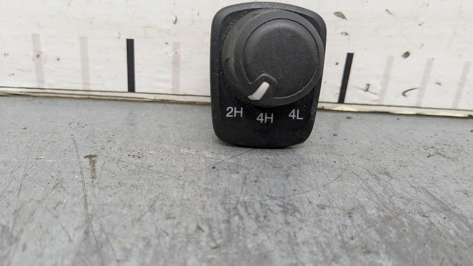 View Auto part Misc Switch/Relay Mazda Bt50 2018