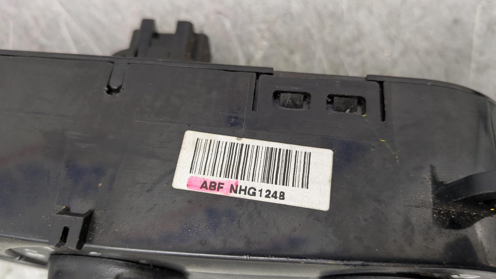 View Auto part Heater/Ac Controls Mazda Bt50 2018