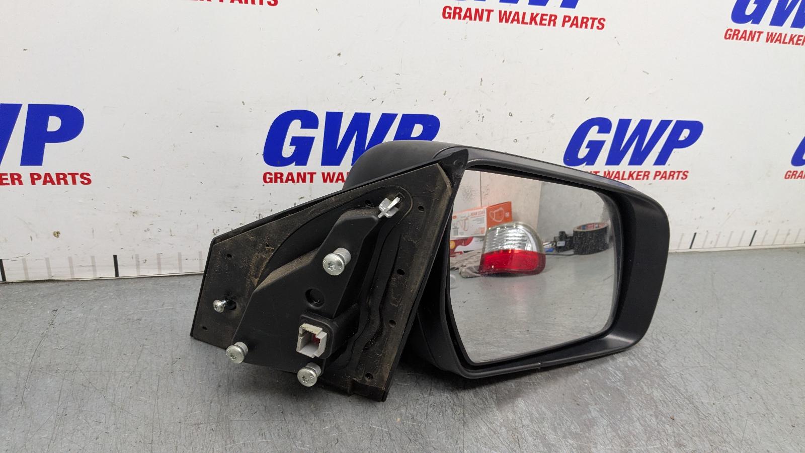 2018 Mazda Bt50 Right Door Mirror View Auto part Right Door Mirror Mazda Bt50 2018