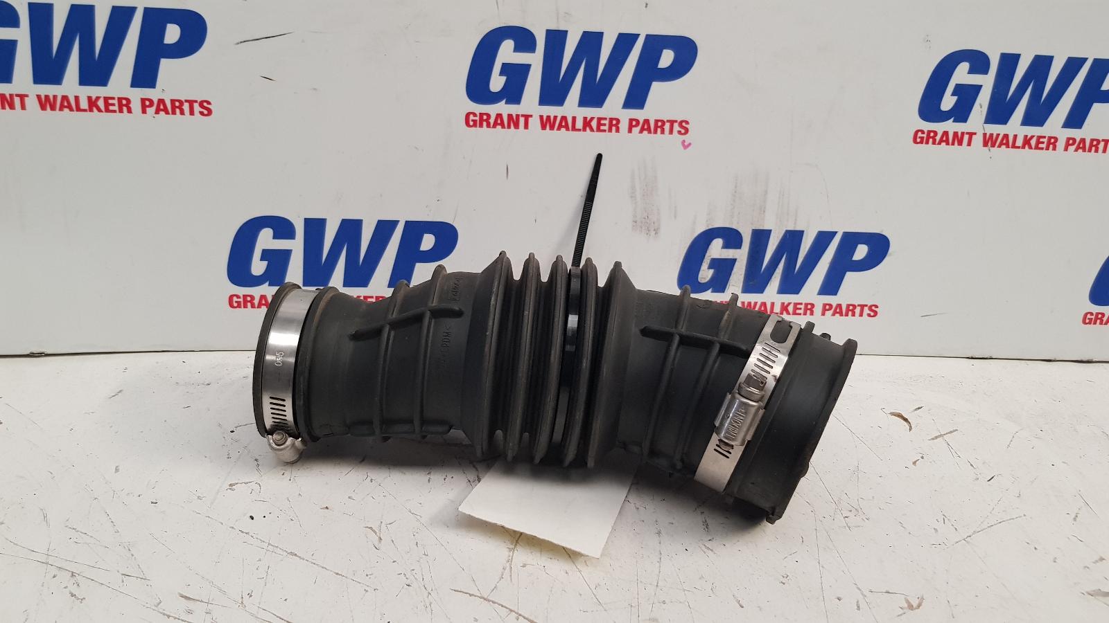 View Auto part Air Cleaner Duct/Hos Ford Mondeo 2015