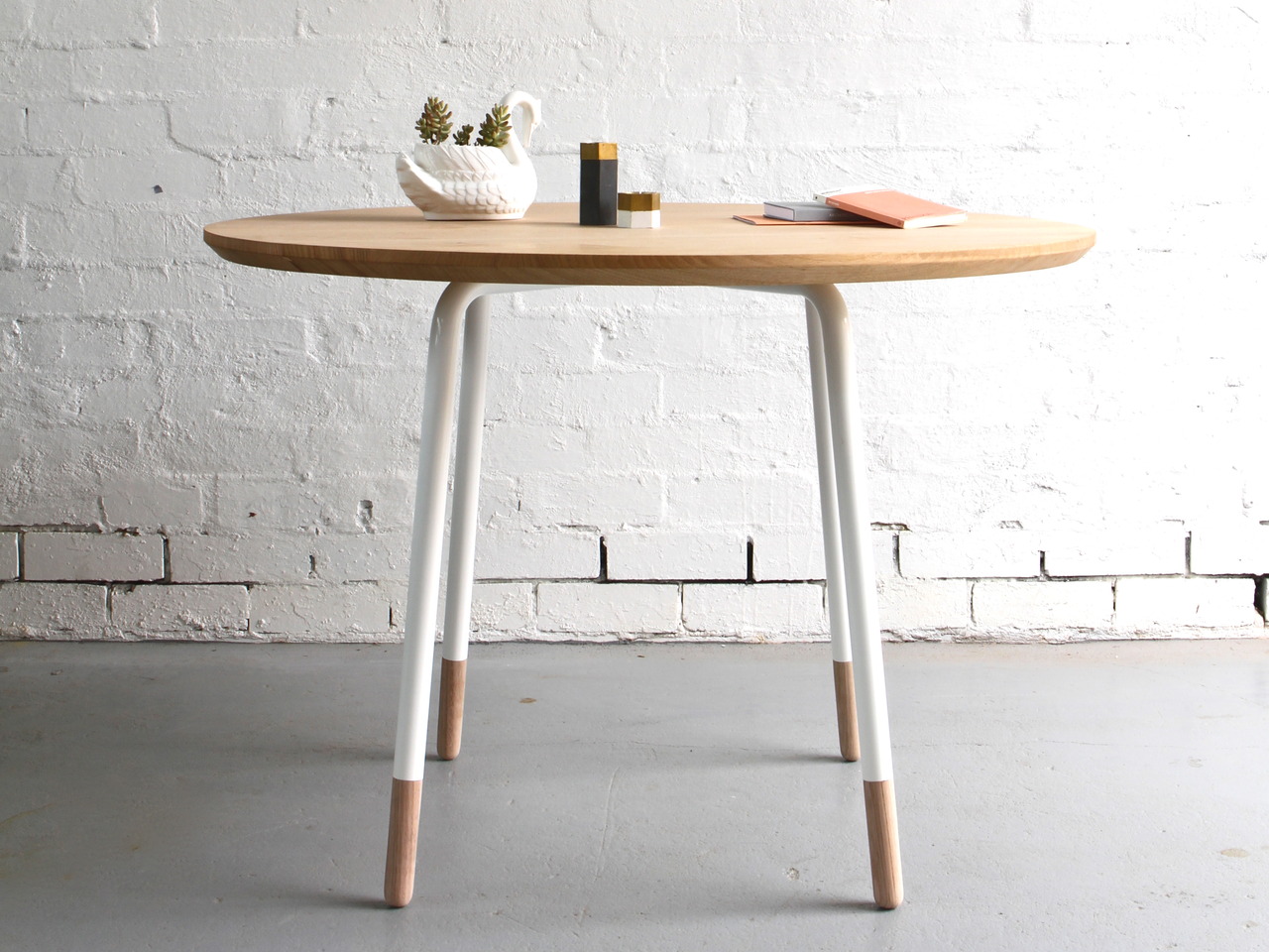 OTWAY Circle / Table by Archier Handkrafted