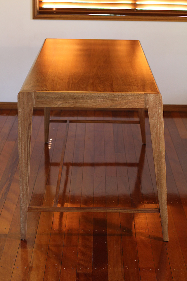 Hamilton desk by David Cummins Handkrafted