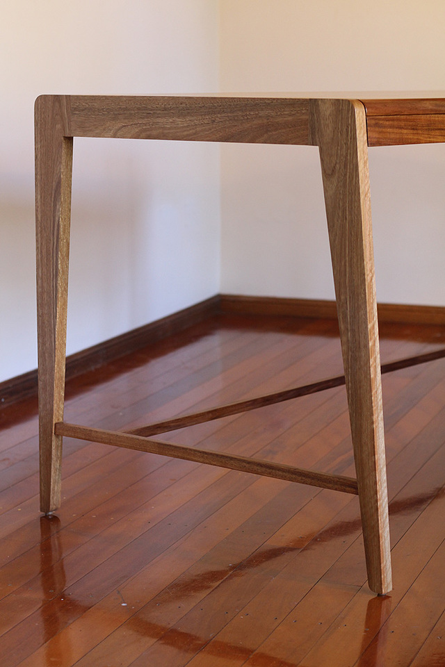 Hamilton desk by David Cummins Handkrafted