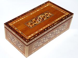 Yosegi Natsukashi Box Natsu ( Summer) | Custom Handmade by Benjamin Reddan - Japanese Box, Keepsake Box, Heirloom Box, Decorative Box, Intricate Veneers, Bespoke Box, Fine Box, Memory Box, Timber Box, Inlayed Box