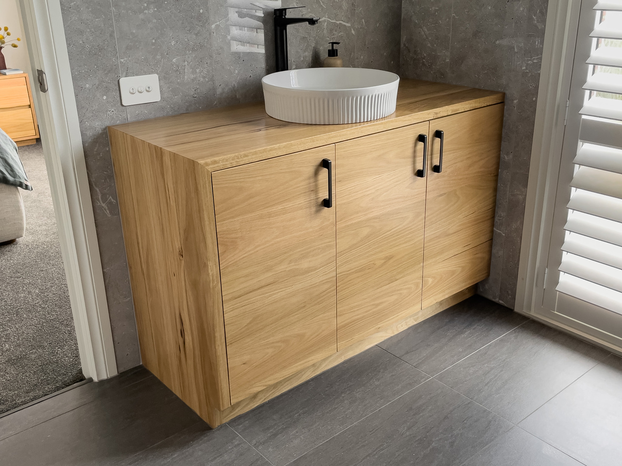 Victorian Ash Vanity by Jemmervale Designs Handkrafted