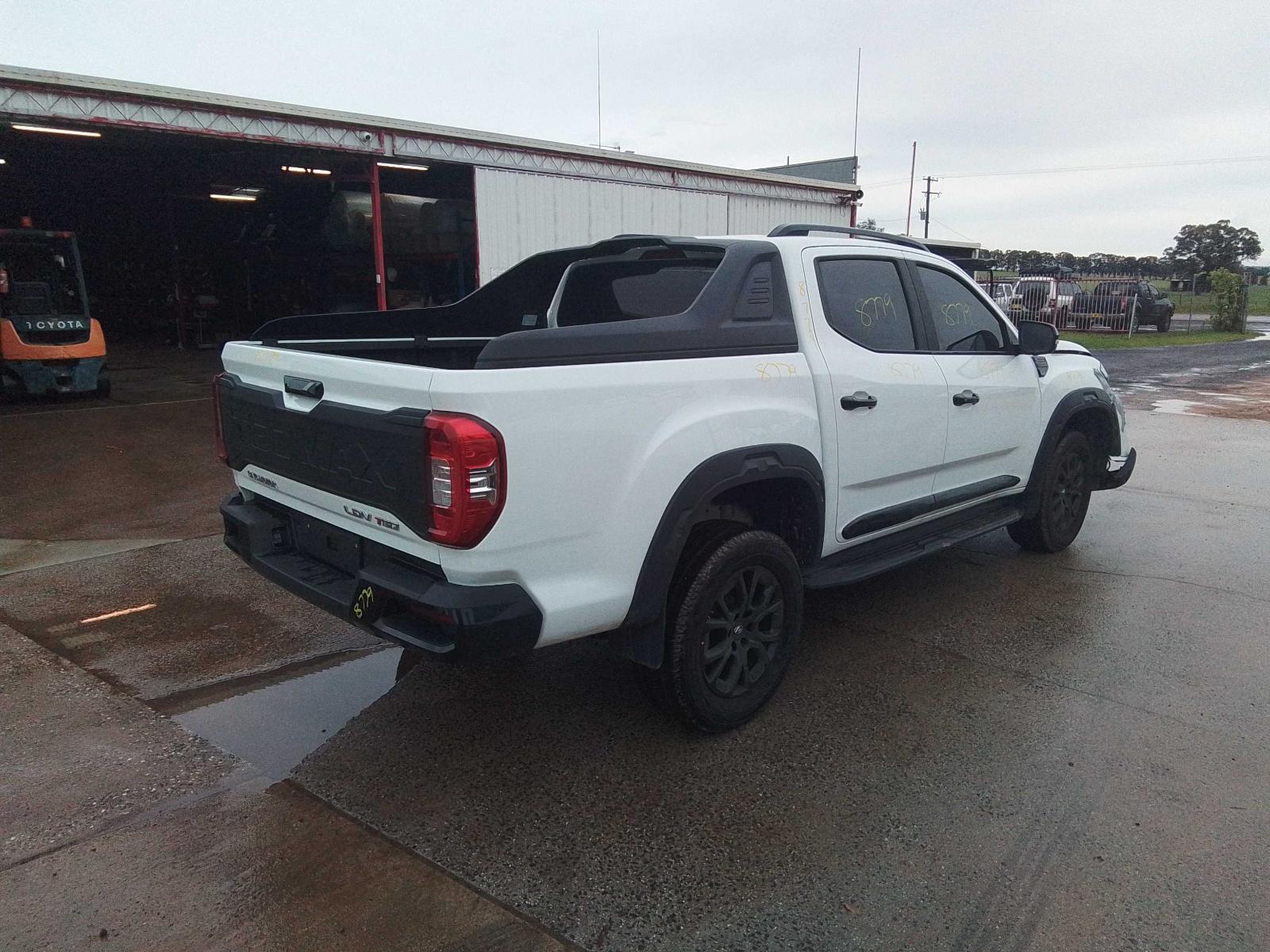 View Auto part Left Front Lower Control Arm Ldv T60 2024