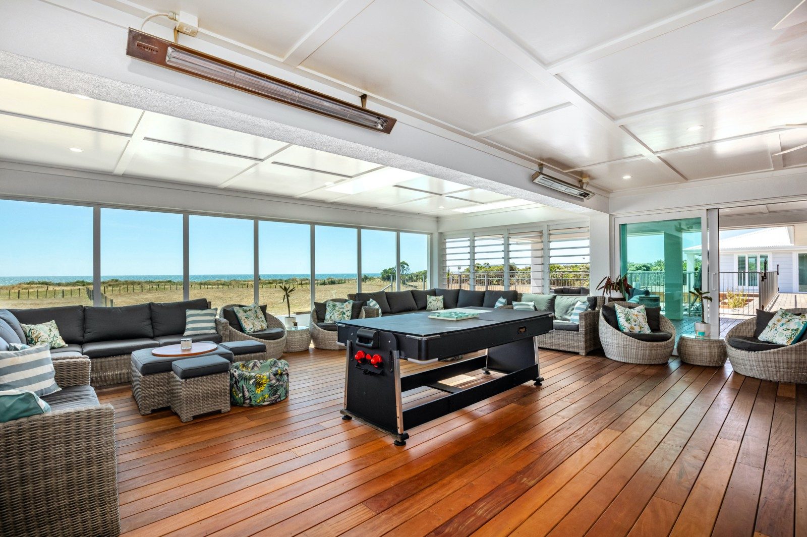  at 87 Rutherford Drive, Waikanae Beach, Kapiti Coast, Wellington