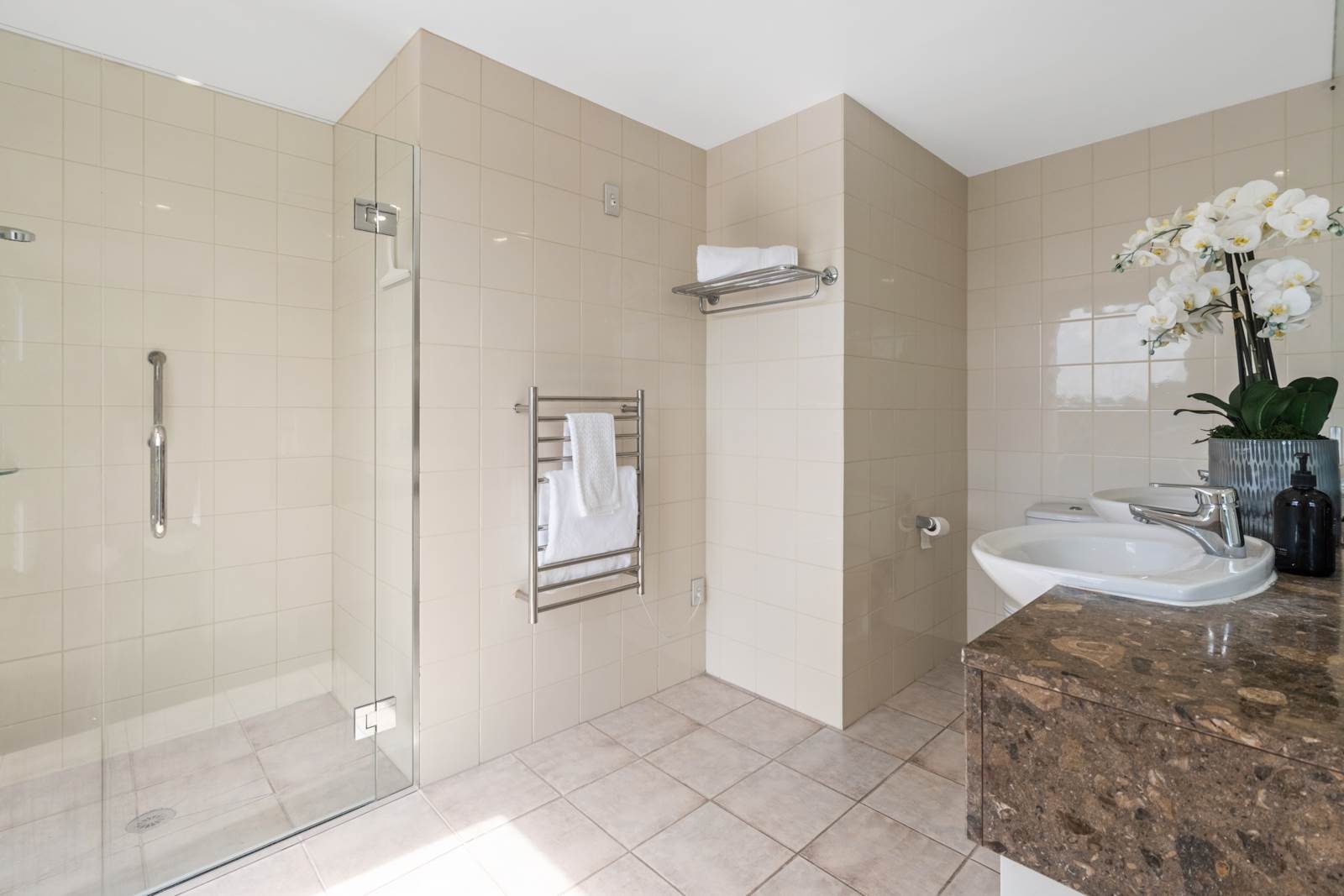  at 19A Stirling Street, Remuera, Auckland