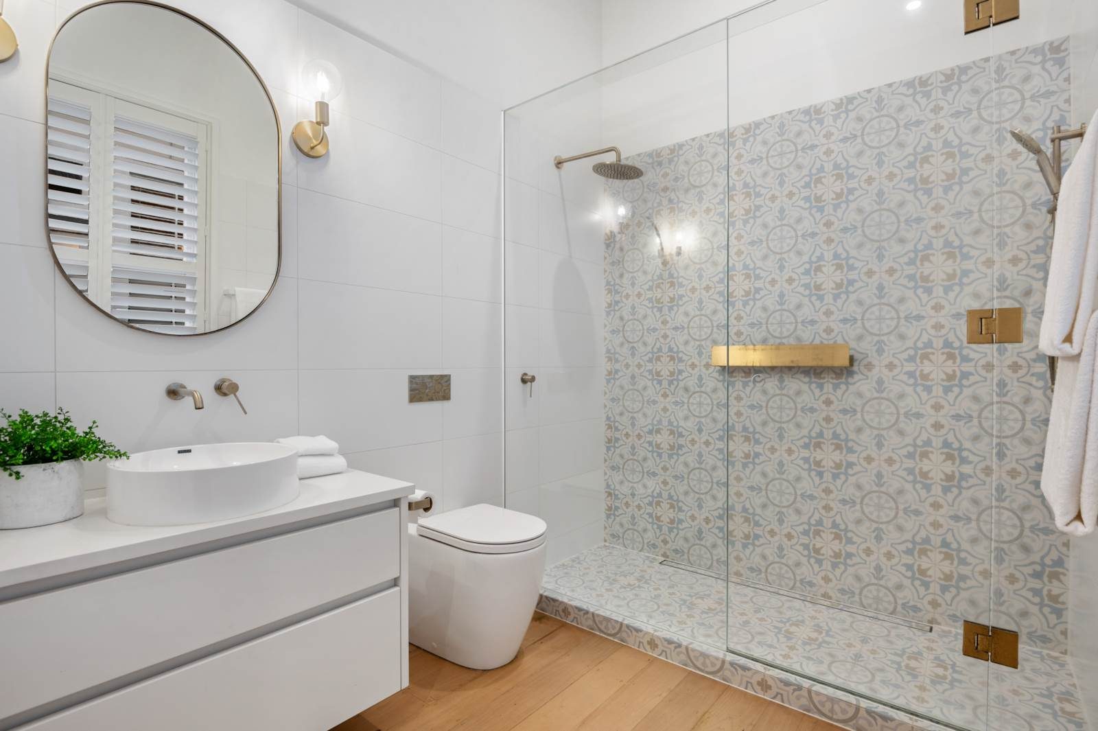  at 16 Cleveland Road, Parnell, Auckland