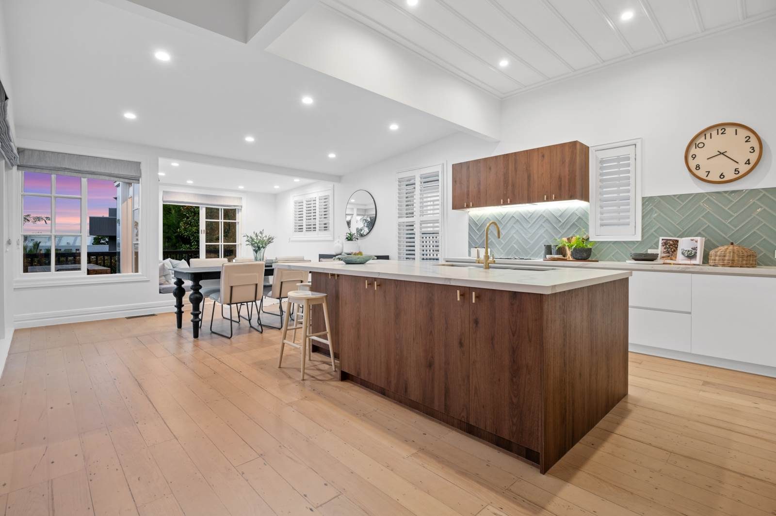  at 16 Cleveland Road, Parnell, Auckland