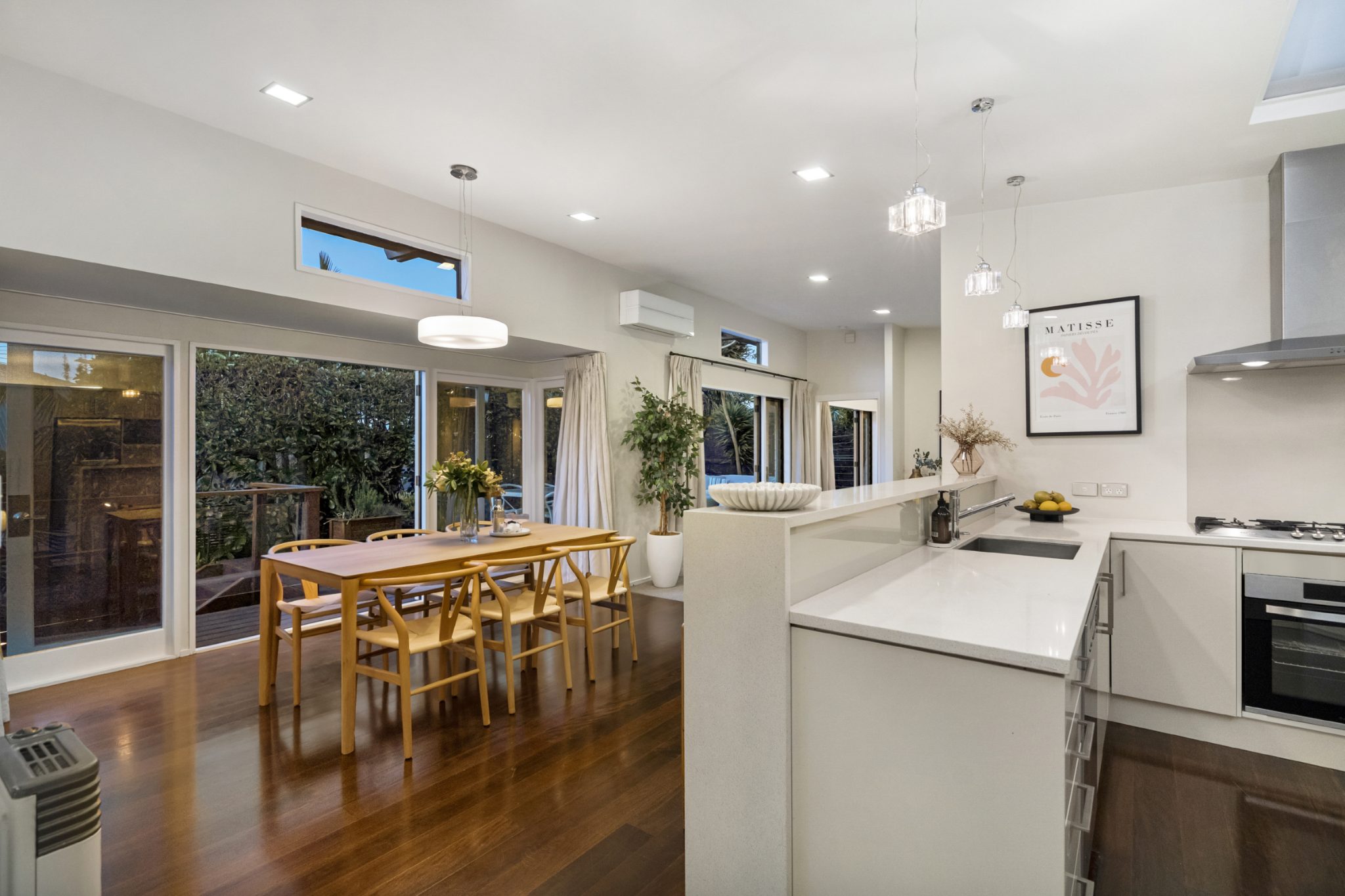  at 2/7 Sentinel Road, Herne Bay, Auckland