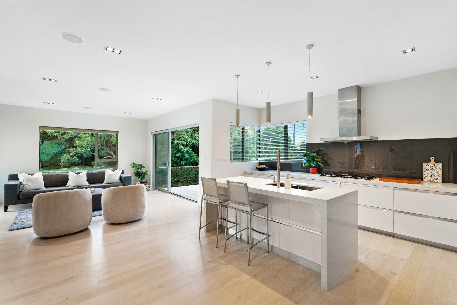  at 32 The Glen, Remuera, Auckland