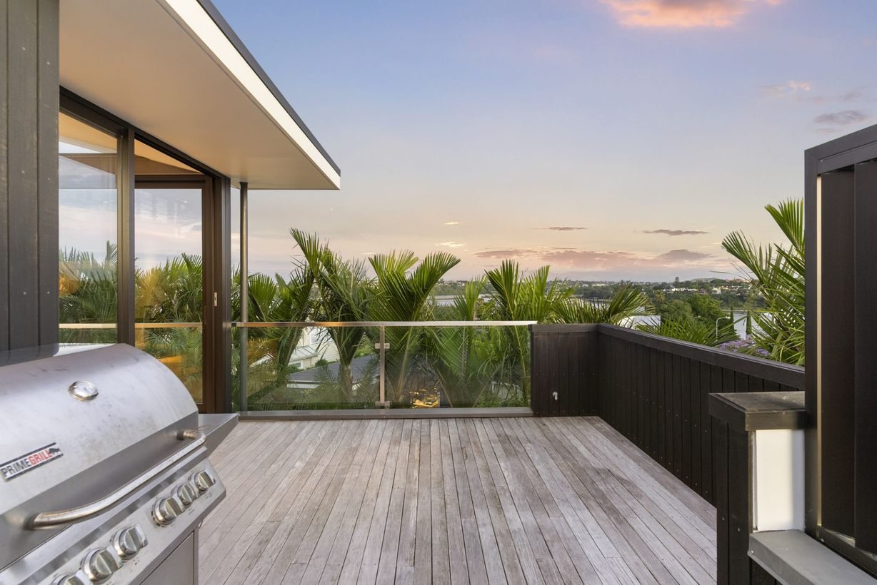  at 1/4 Logan Terrace, Parnell, Auckland