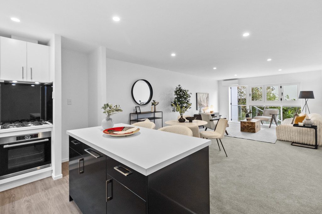  at 8C Arotau Place, Grafton, Auckland