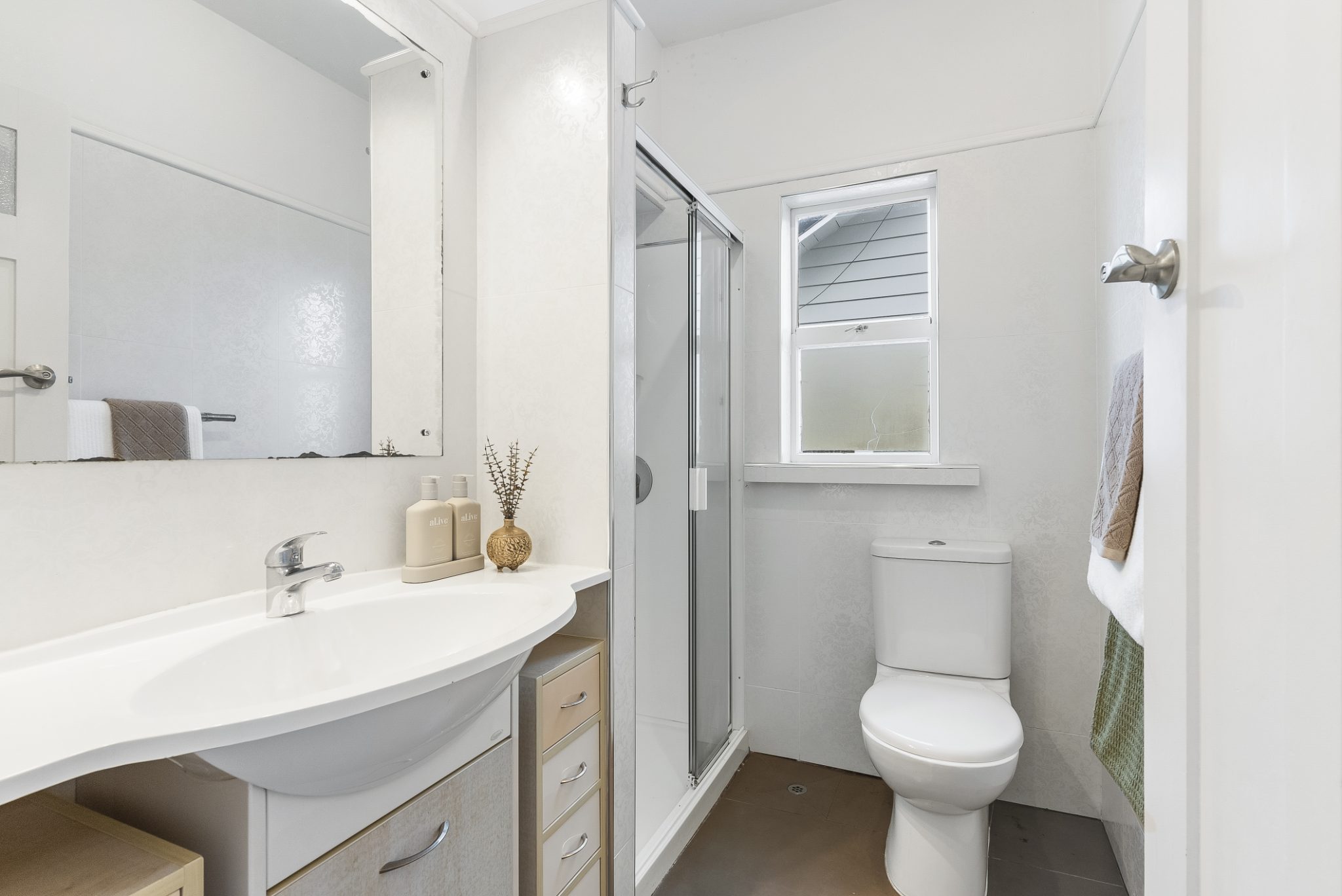  at 60 School Road, Morningside, Auckland