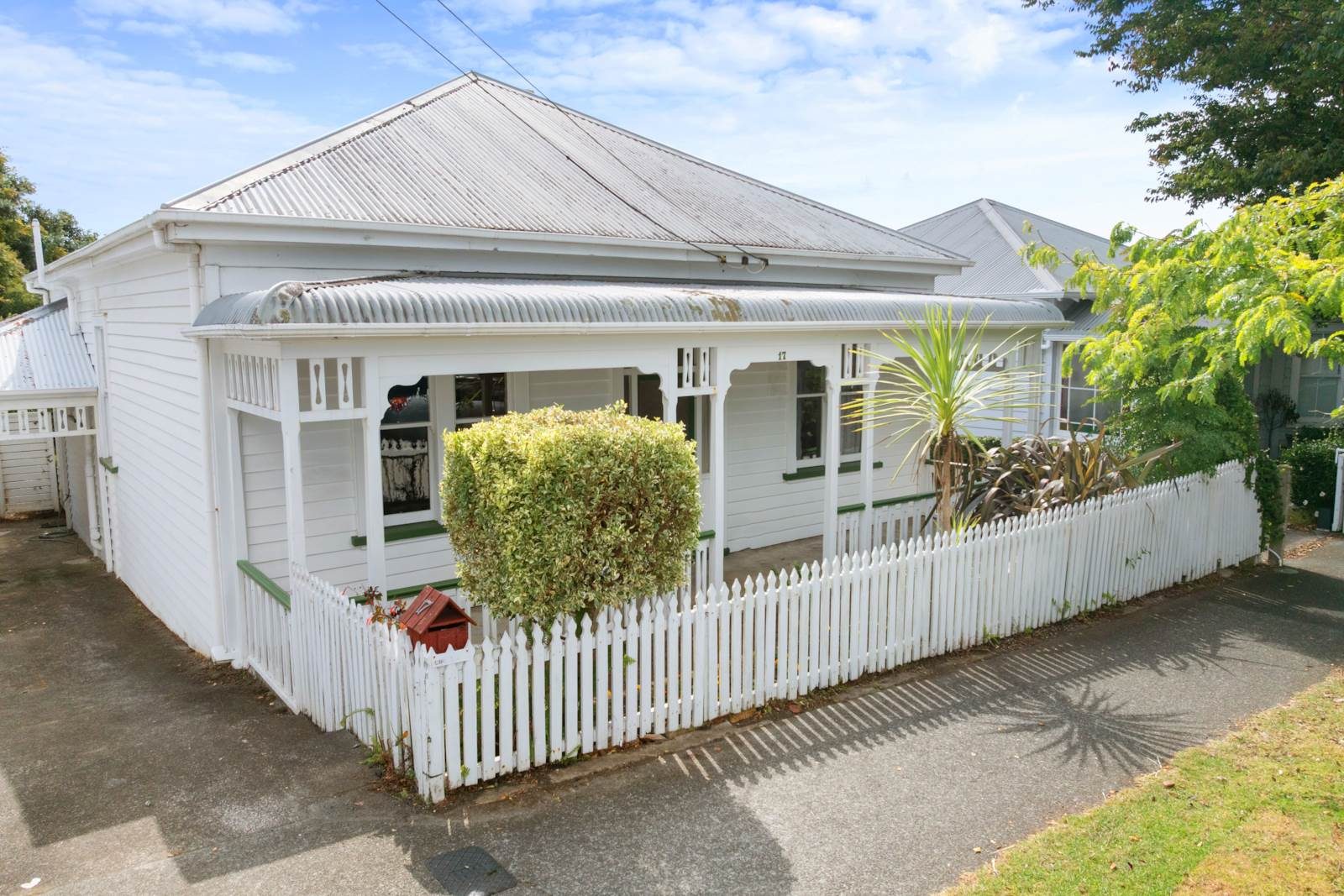  at 17 Seccombes Road, Epsom, Auckland City, Auckland