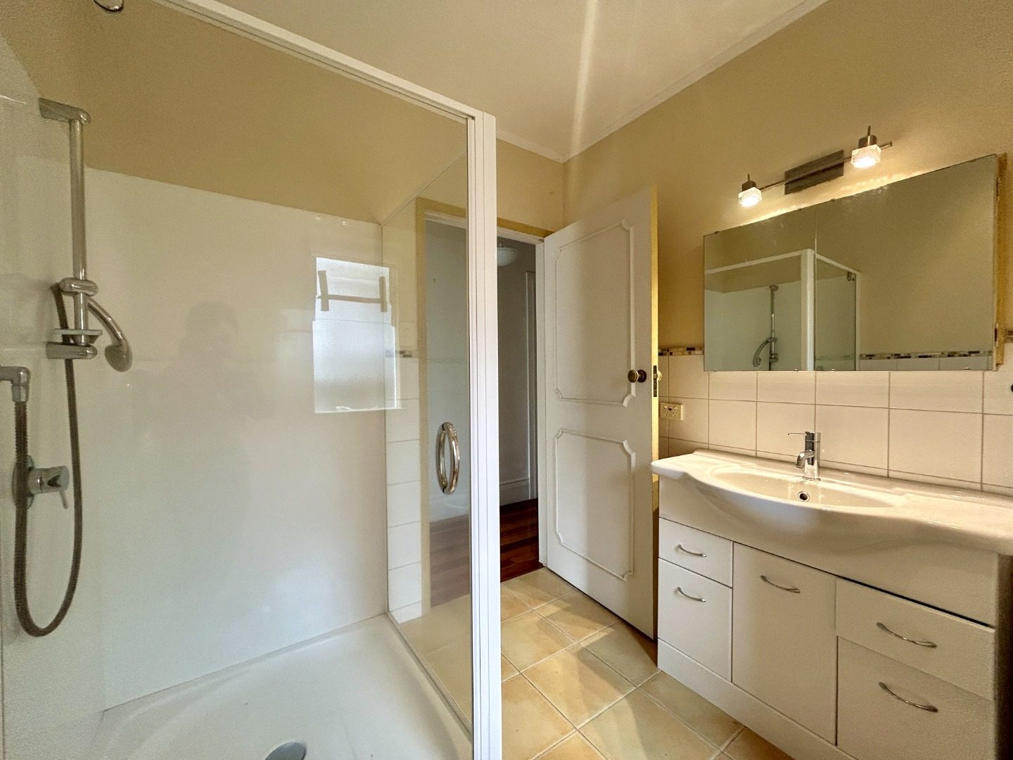  at 158 Victoria Avenue, Remuera, Auckland