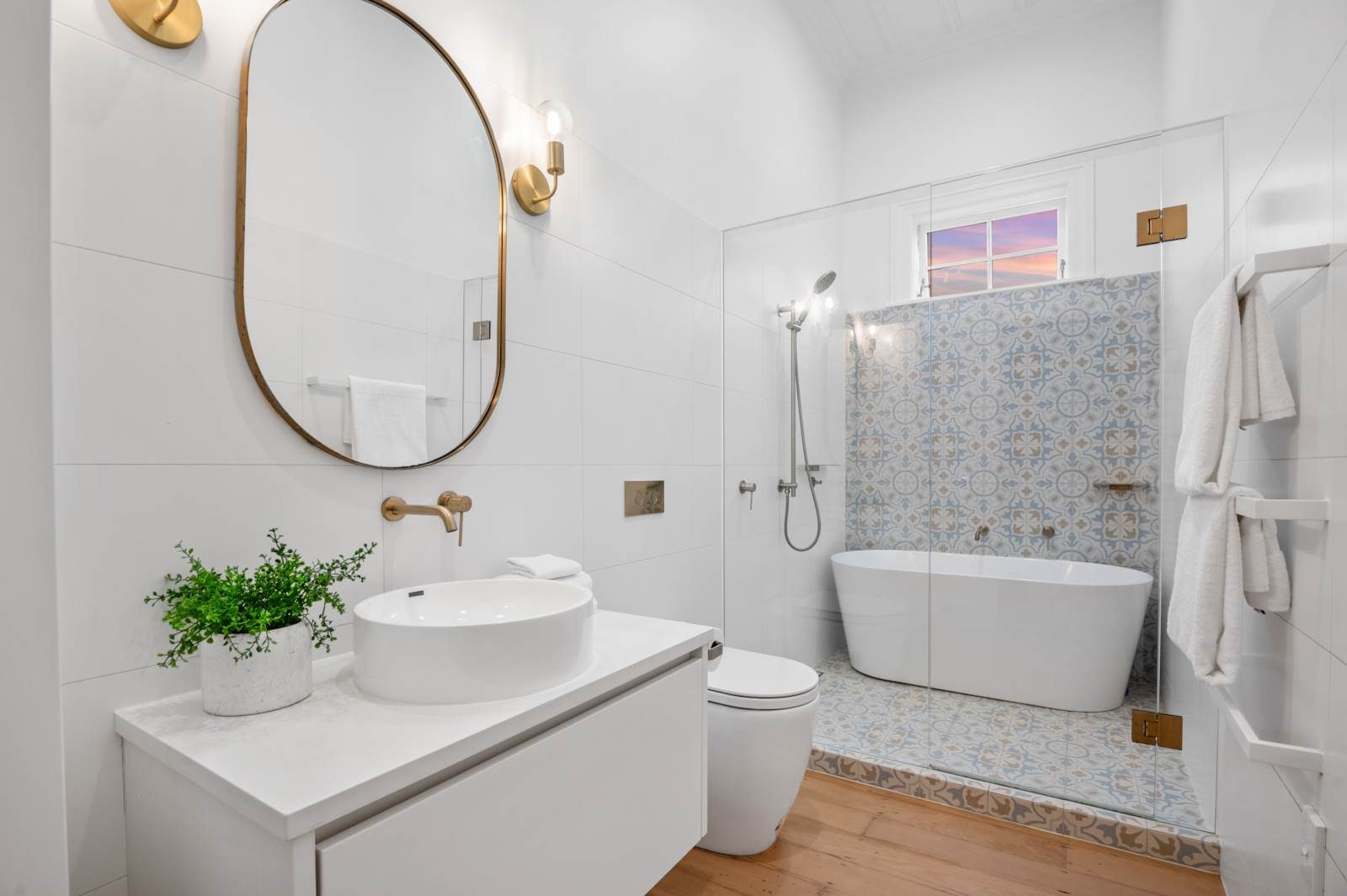  at 16 Cleveland Road, Parnell, Auckland