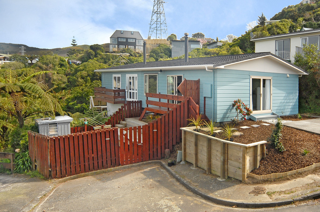 Free property data for 2A Chancellor Way, Crofton Downs, Wellington