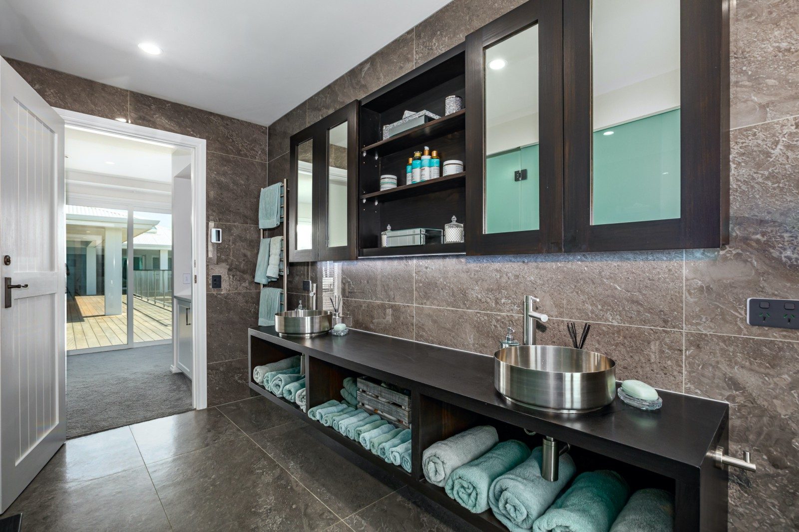  at 87 Rutherford Drive, Waikanae Beach, Kapiti Coast, Wellington