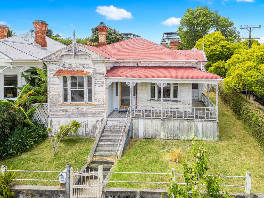  at 122 Crummer Road, Grey Lynn, Auckland