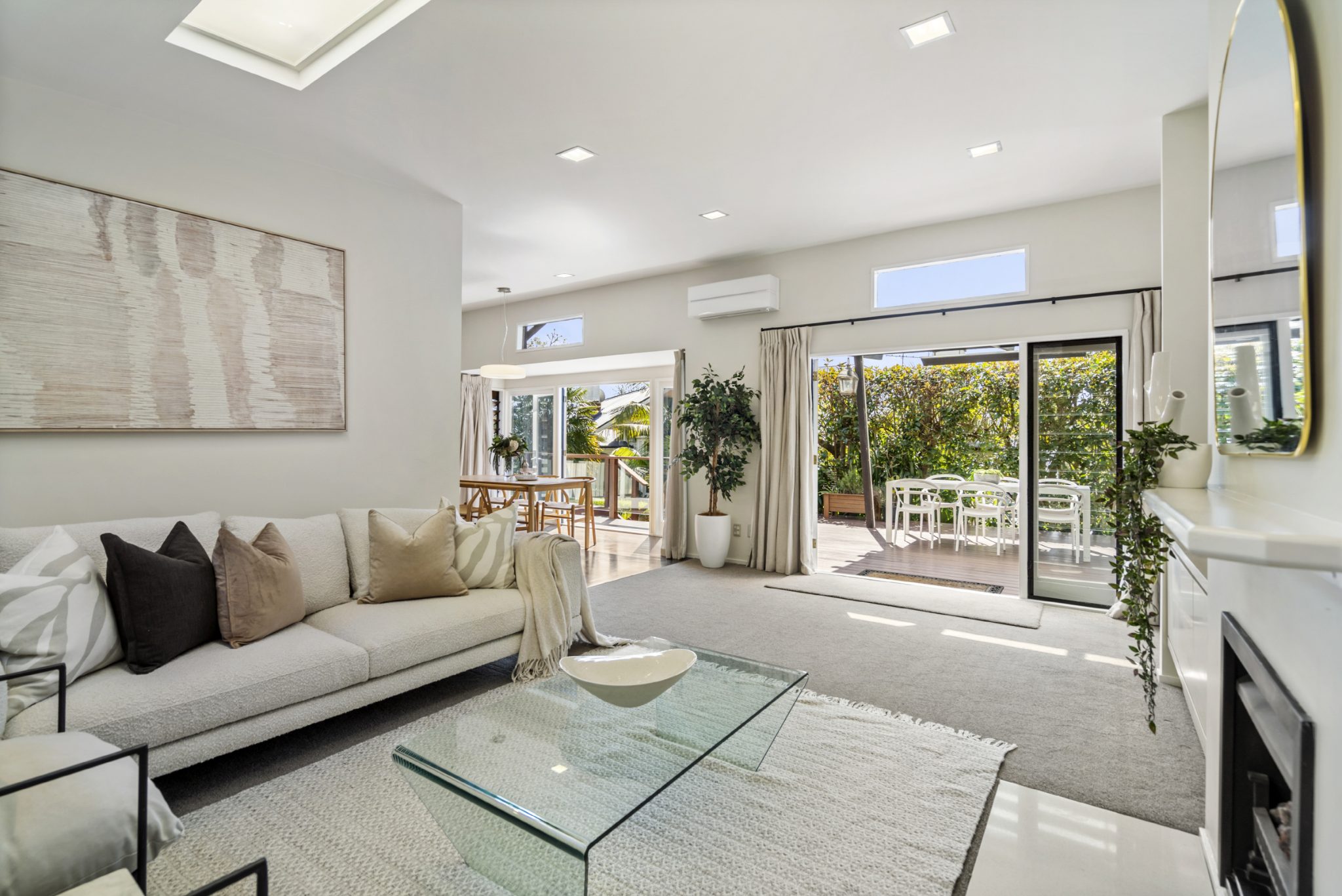  at 2/7 Sentinel Road, Herne Bay, Auckland