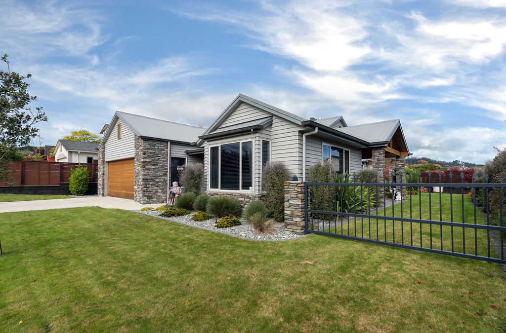 Free property data for 79 Basley Road, Owhata, Rotorua homes.co.nz
