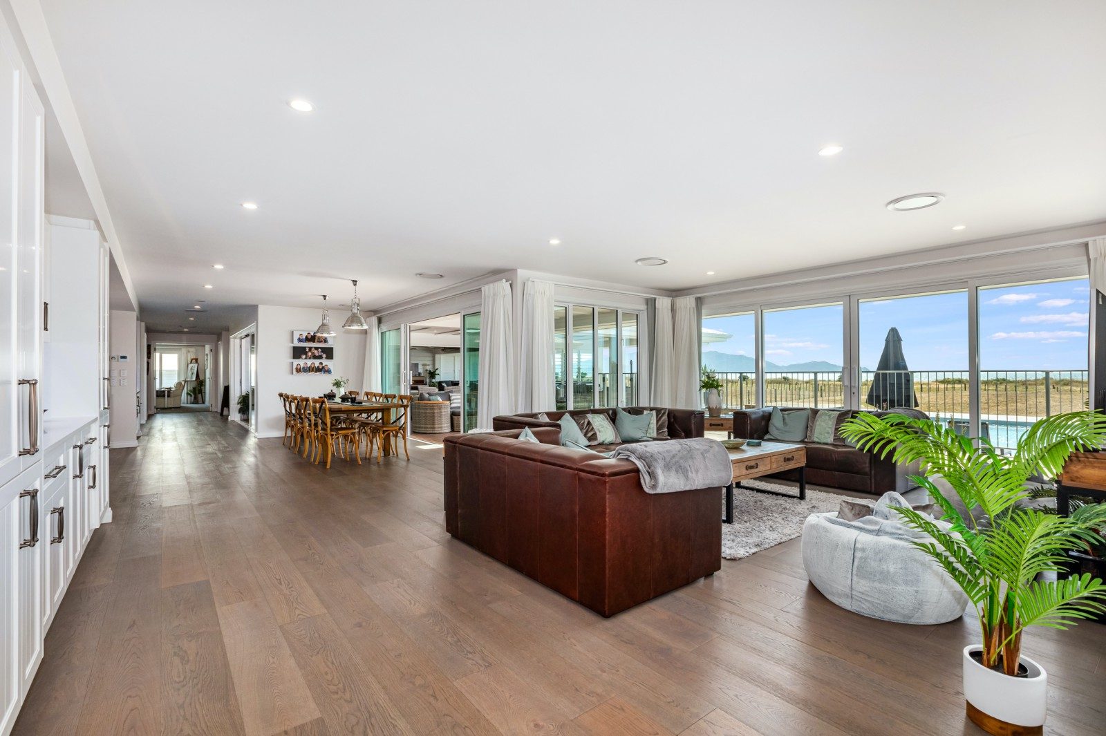  at 87 Rutherford Drive, Waikanae Beach, Kapiti Coast, Wellington