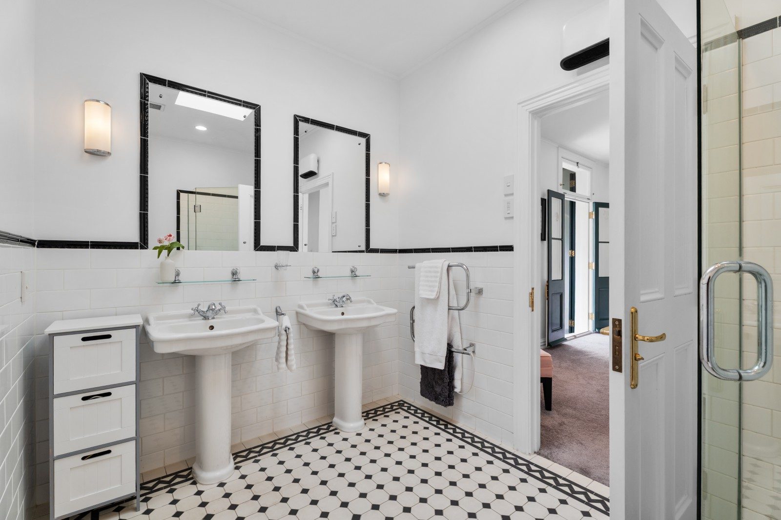  at 1AL George Street, Newmarket, Auckland