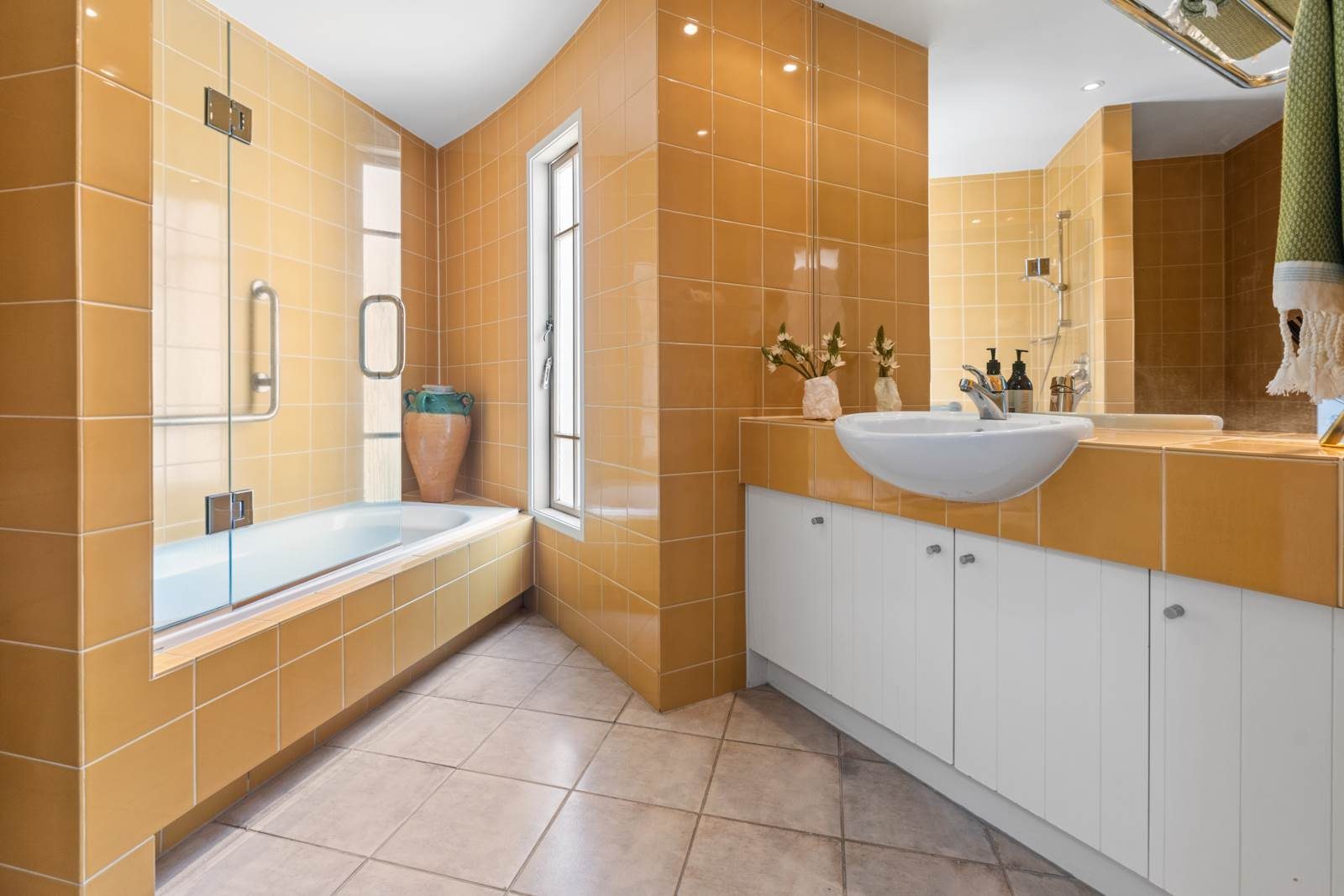  at 19A Stirling Street, Remuera, Auckland