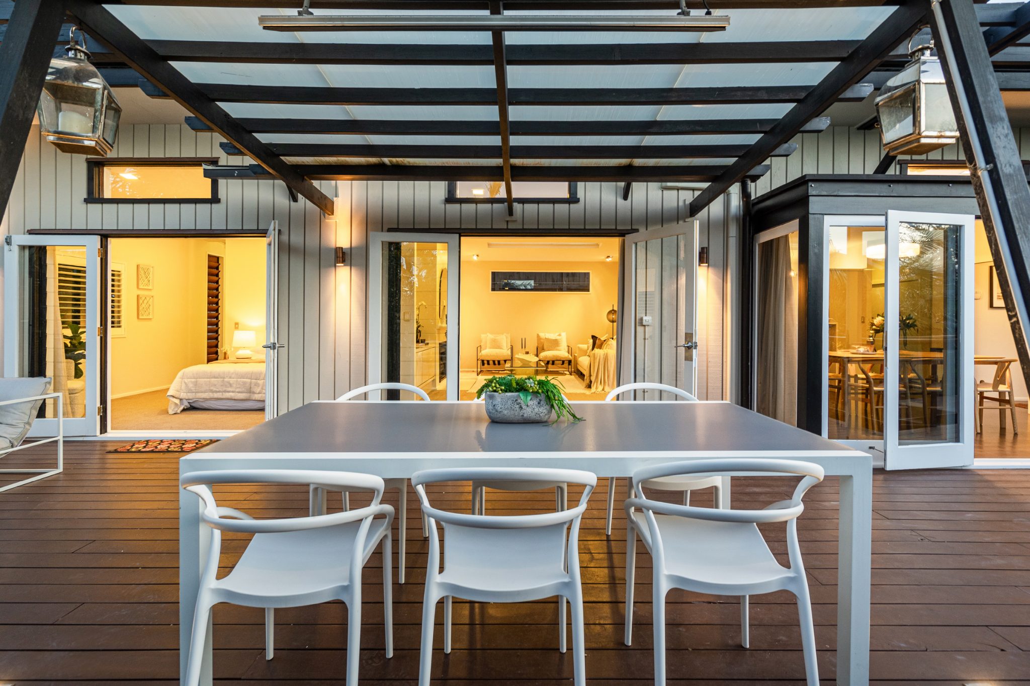  at 2/7 Sentinel Road, Herne Bay, Auckland