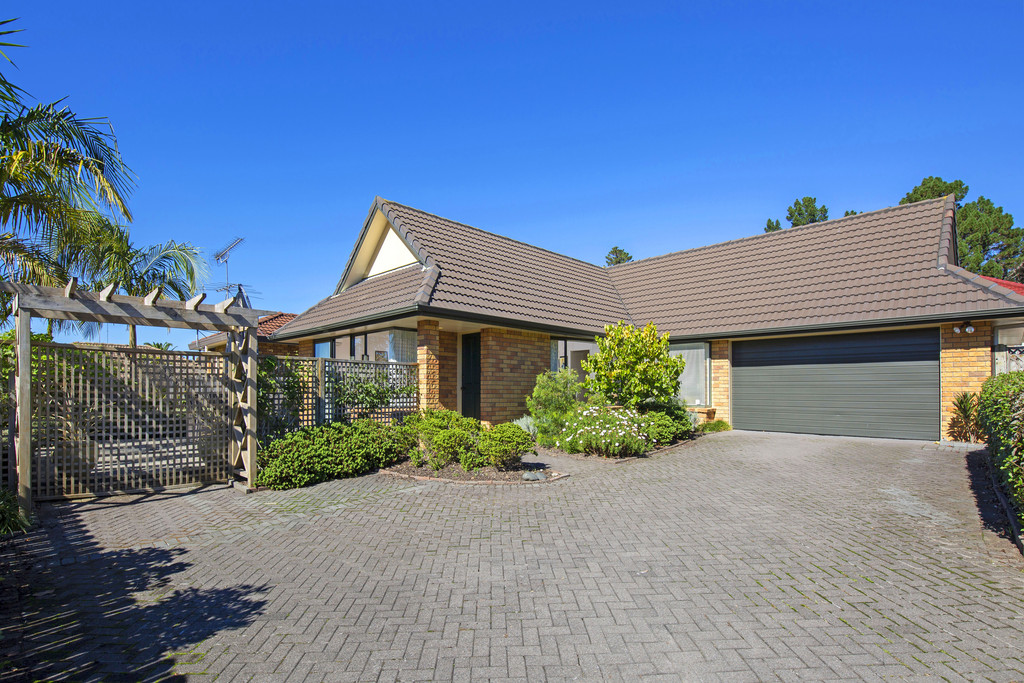 Recently sold 3/6 Marbeth Court, Botany Downs, Auckland homes.co.nz