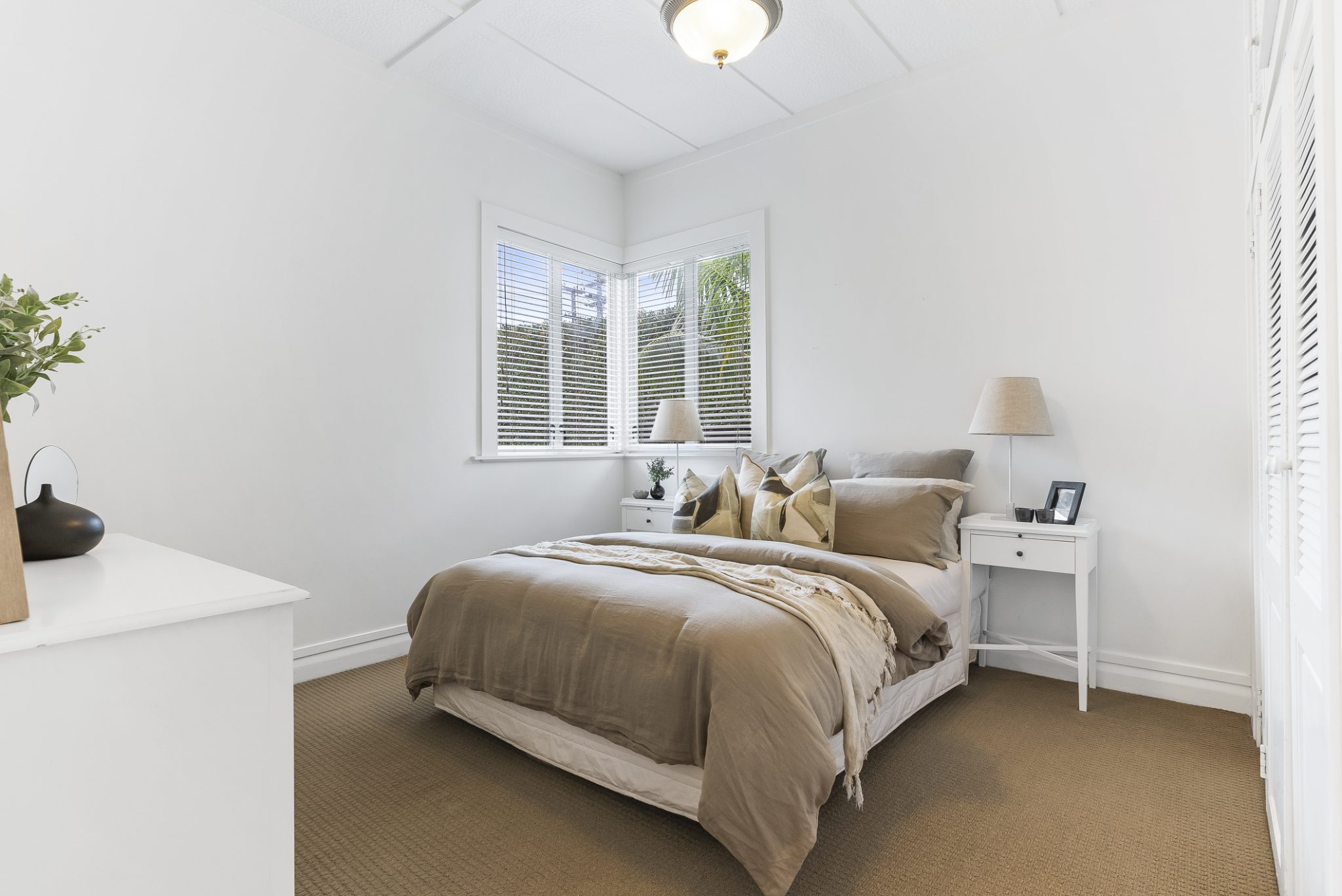  at 60 School Road, Morningside, Auckland