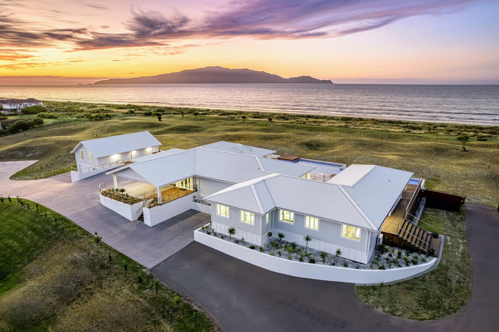  at 87 Rutherford Drive, Waikanae Beach, Kapiti Coast, Wellington
