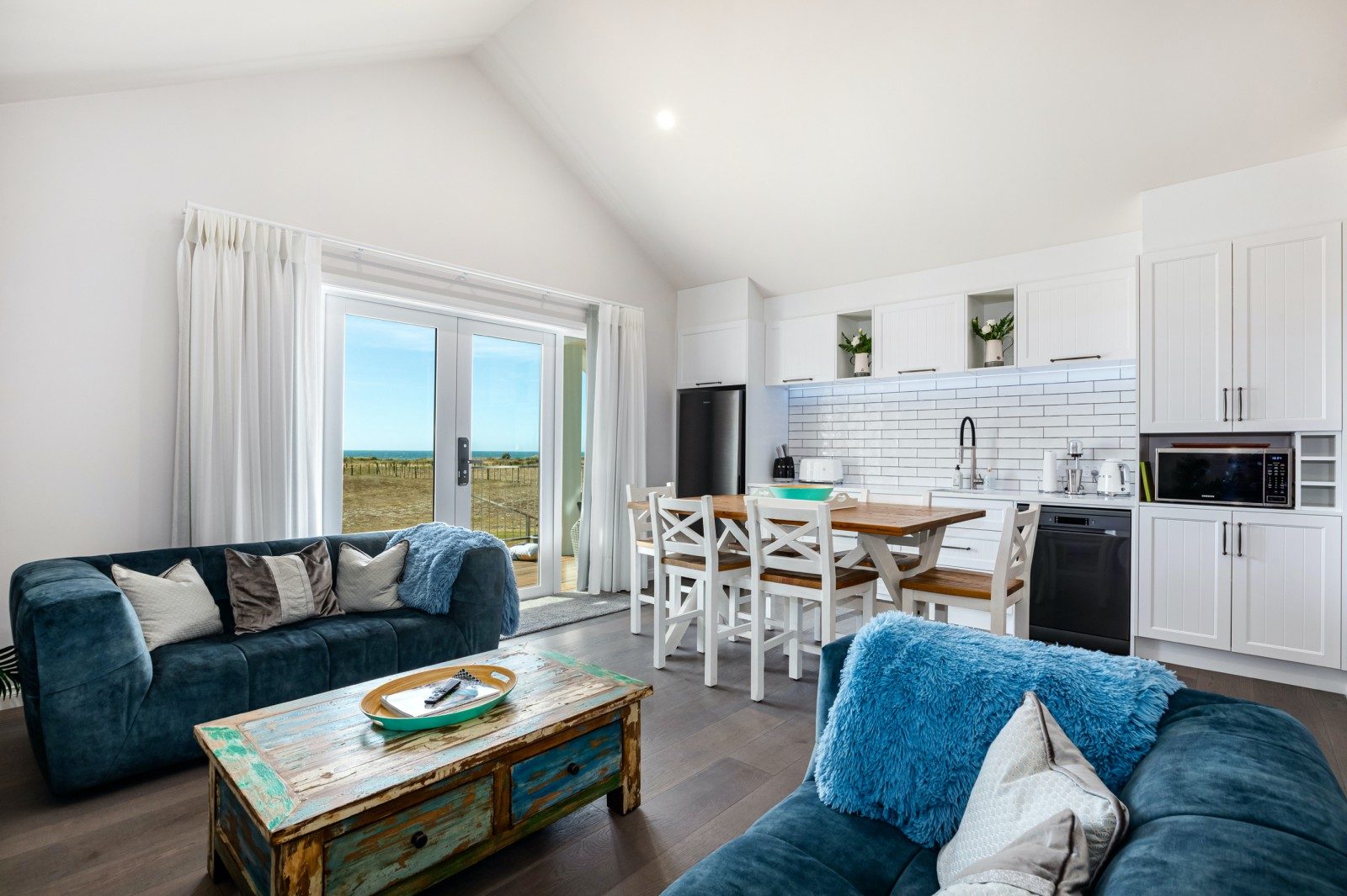  at 87 Rutherford Drive, Waikanae Beach, Kapiti Coast, Wellington