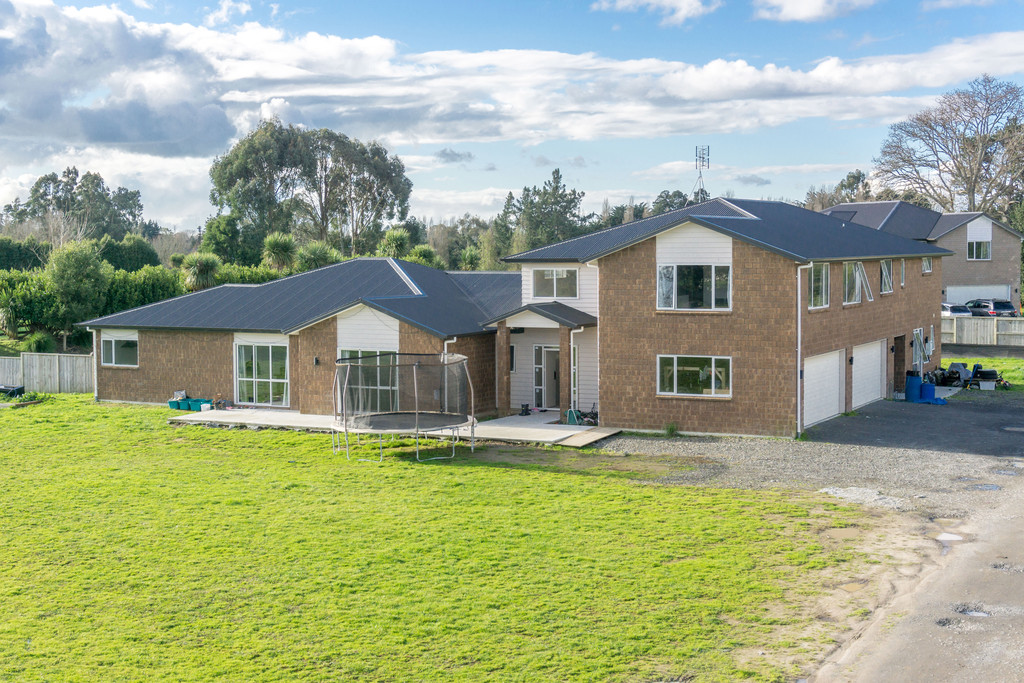 Free property data for 21 Hart Road, Tamahere homes.co.nz