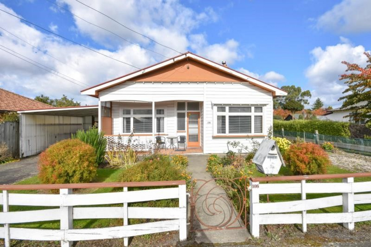 Free property data for 108 Factory Road, Mosgiel homes.co.nz