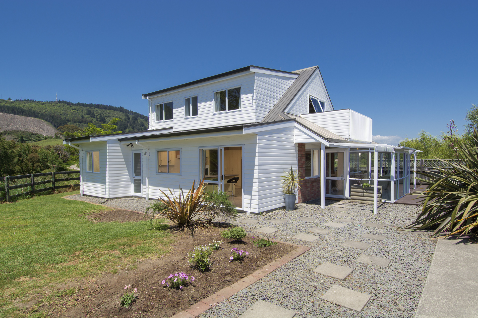 Free property data for 660 Bay Road, Waitao homes.co.nz