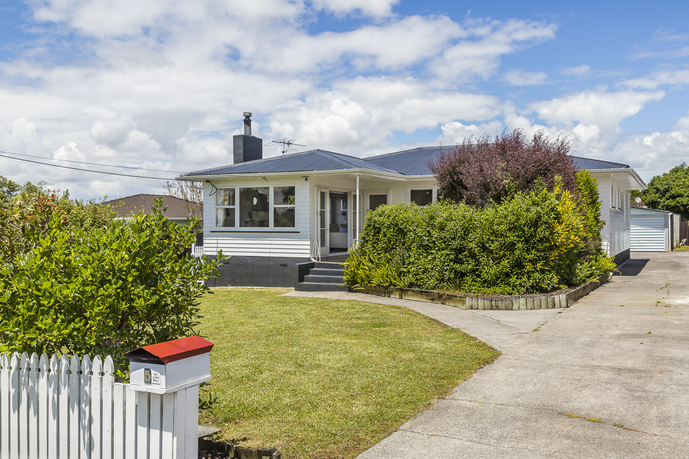 Free property data for 5 Rewarewa Road, Te Atatu Peninsula, Auckland