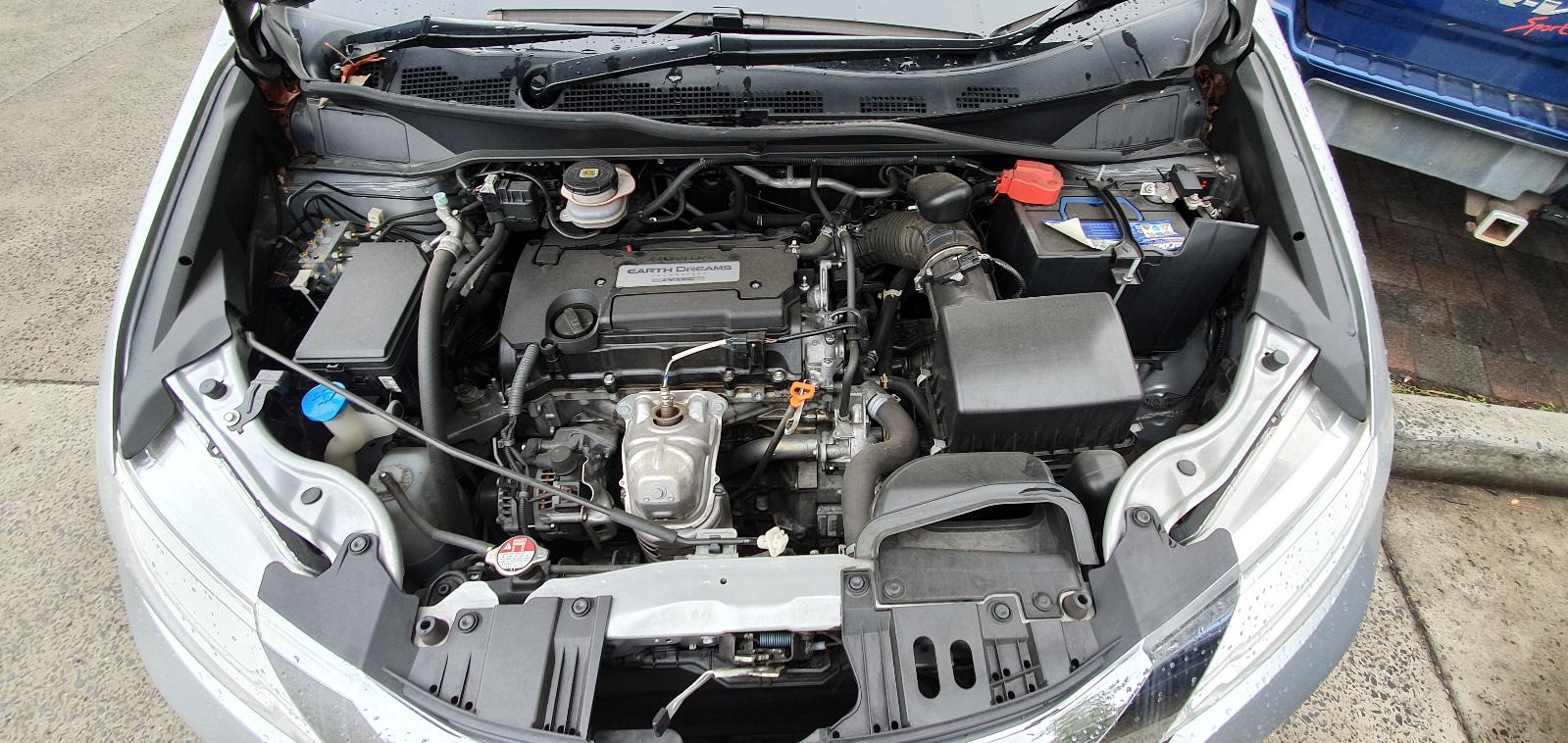 View Auto part A/C Condenser Honda Odyssey 2014