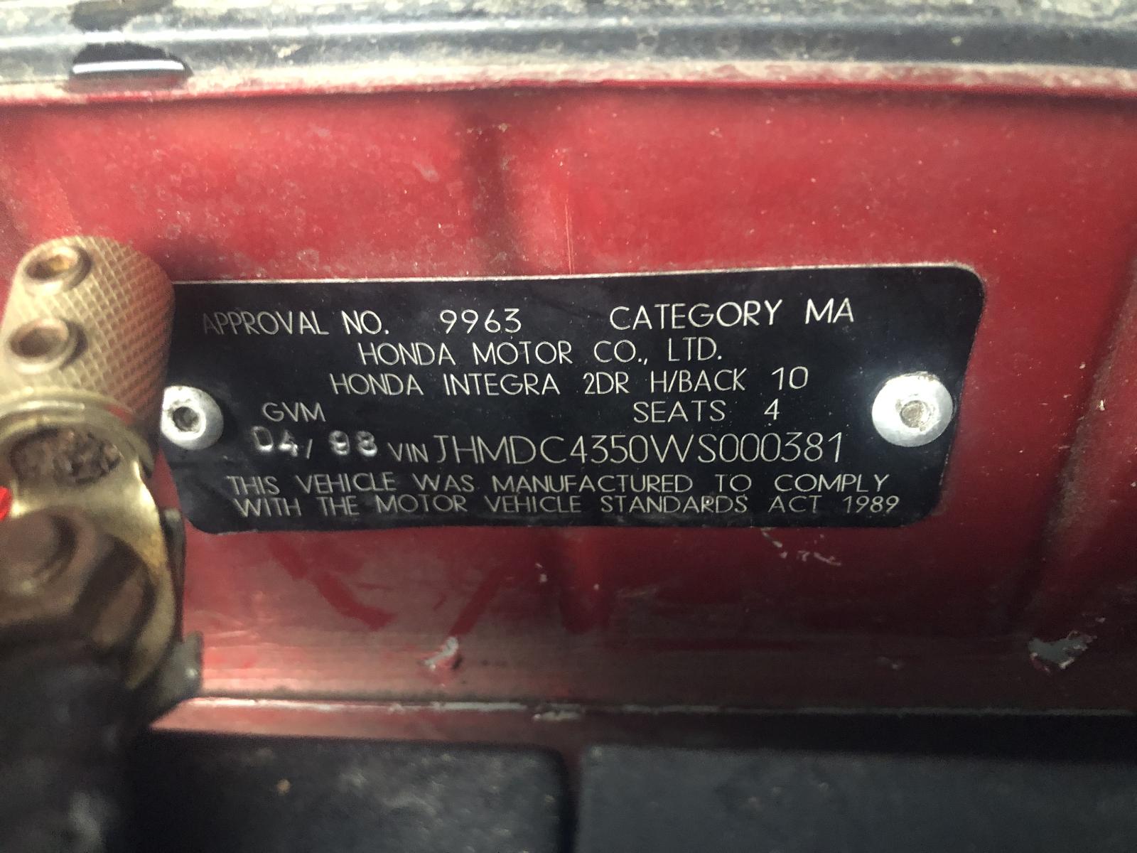 View Auto part Bonnet Lock/Support Honda Integra 1998