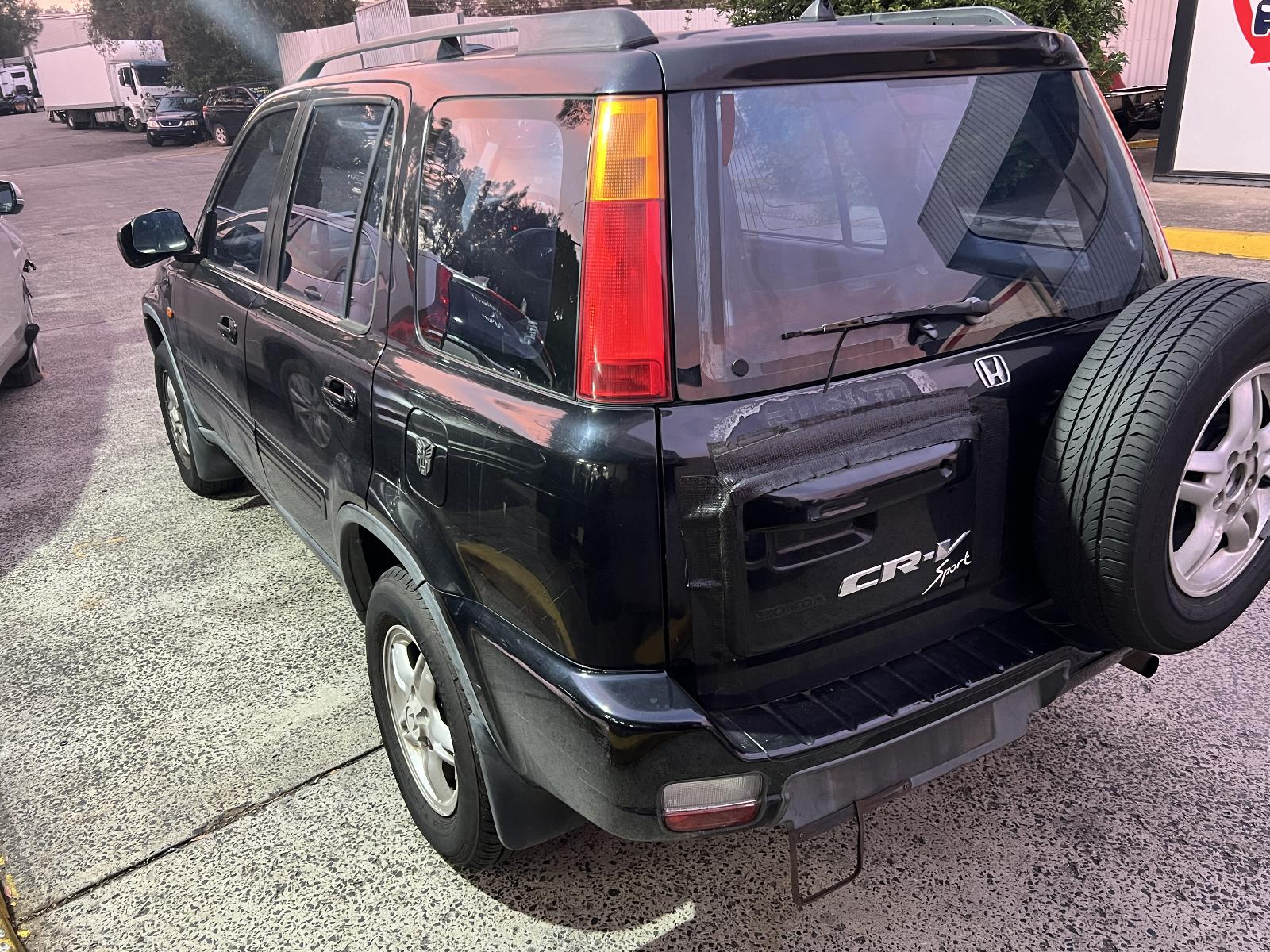 View Auto part Left Driveshaft Honda Crv 2000