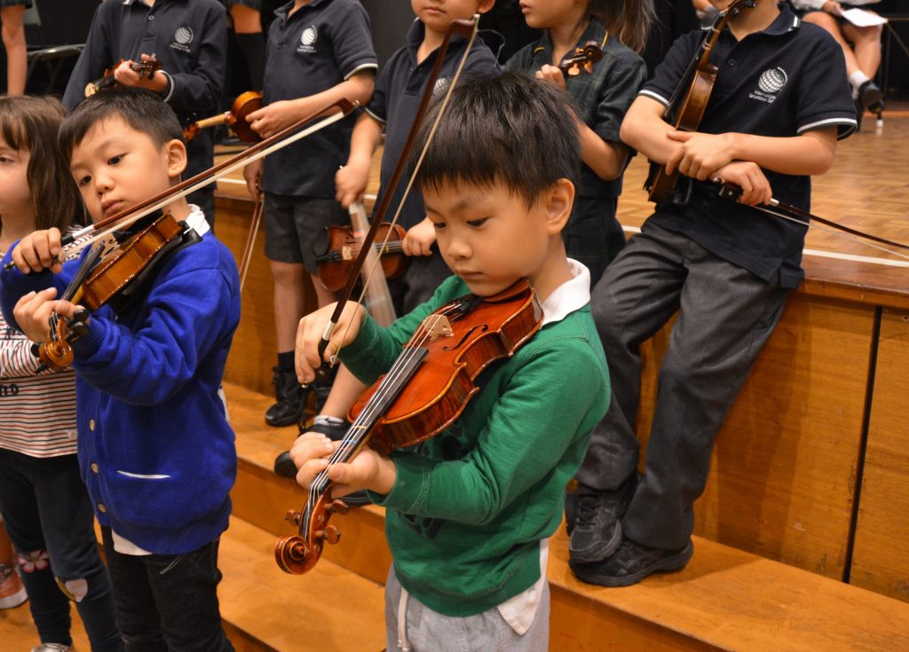 igs-kindergarten-year-2-assembly-performance-early-learning