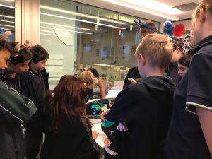 IGS Spanish students discuss dreamtime stories