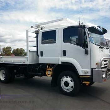 Used Isuzu FSS 550 4X4 Crew Cab Small Image